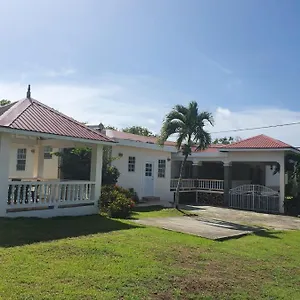  Apartment Burns' Saint Lucia
